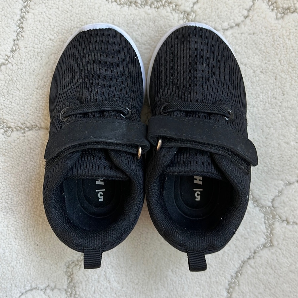 Hiitave Toddler Shoes size 5